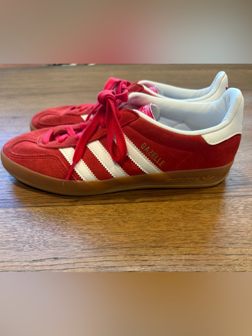 adidas Men’s Gazelle Suede Sneakers in Red and White          size 7 1/2